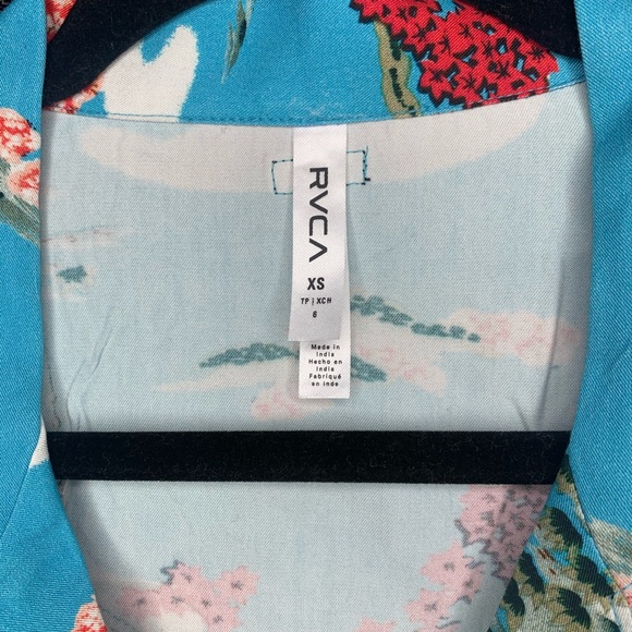 Rvca blouse - Picture 2 of 2